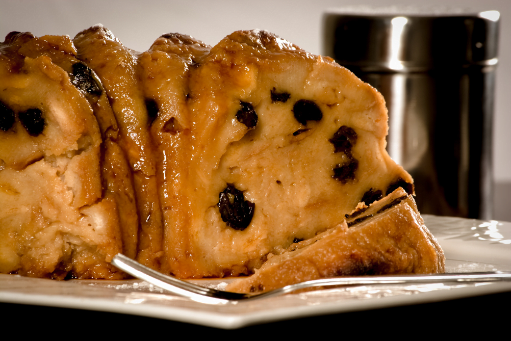 Bread Cake with Cheese and Raisins - Venezuelan Creole Sweets