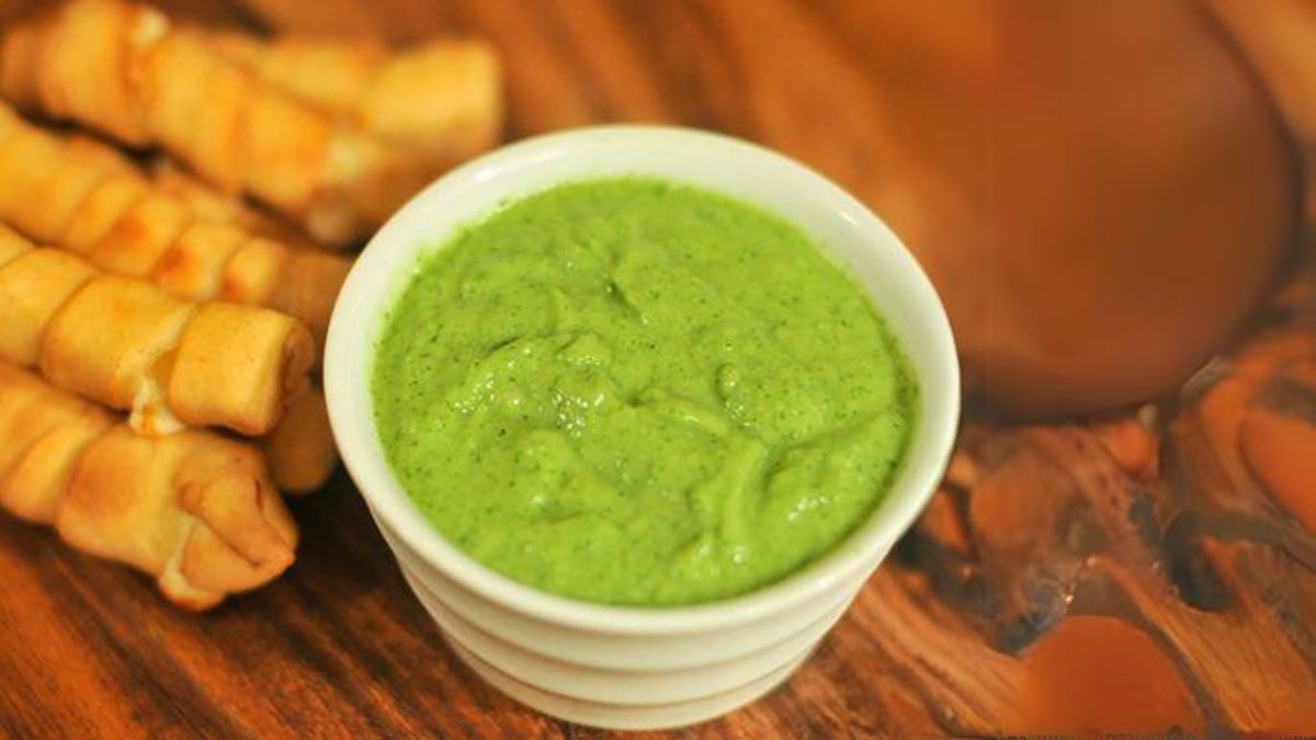 Venezuelan Guasacaca Sauce Recipe for Venezuelan Tequeños