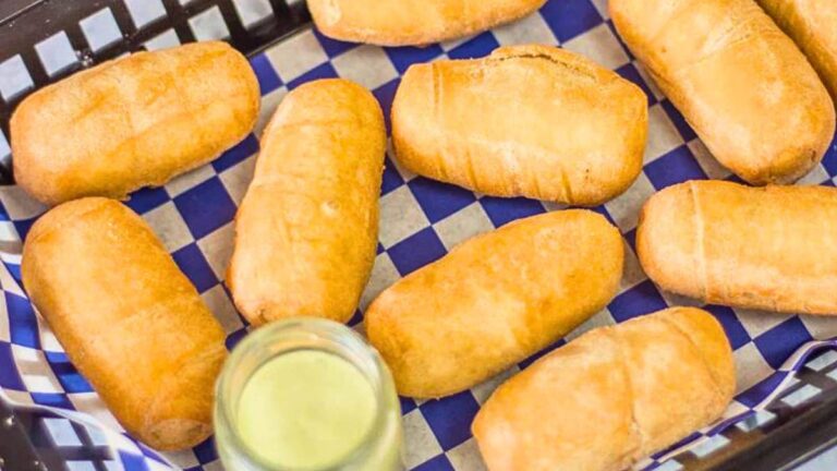 how to make Venezuelan mini tequeños -mini-tequeños vs tequeños