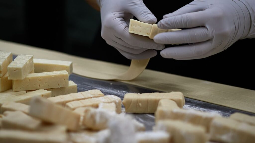 how long should you fry a tequeño