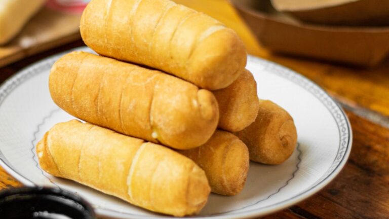 In which countries do they eat tequeños?