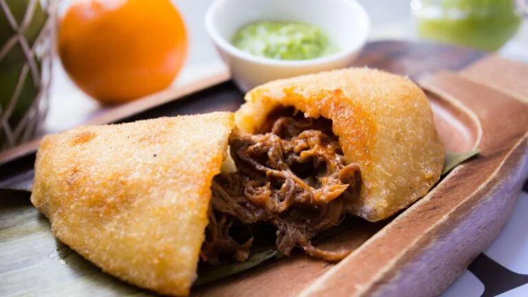 empanada day in venezuela