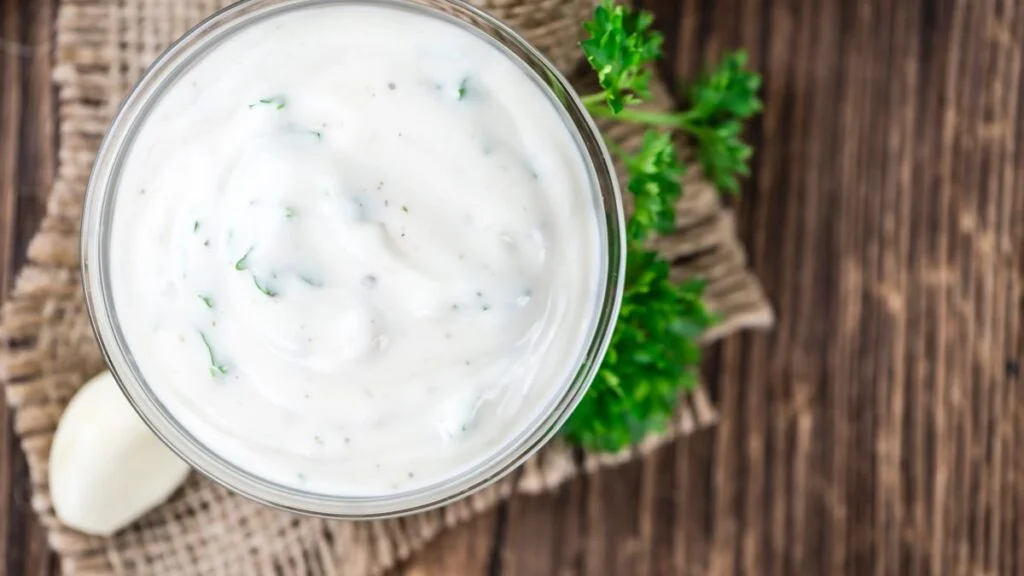 Venezuelan garlic sauce recipe for tequeños