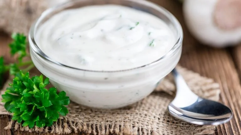 Venezuelan garlic sauce recipe for tequeños