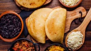 empanadas de pabellón criollo venezolano