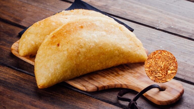 Venezuelan chicken empanada