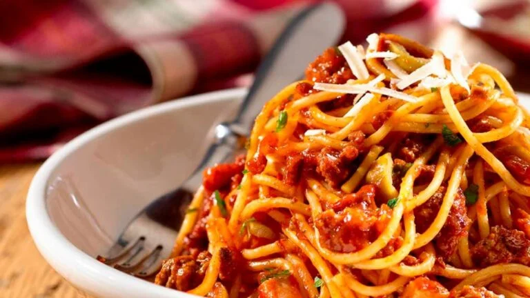 Italian Influence on Venezuelan Cuisine - spaghetti with ground beef