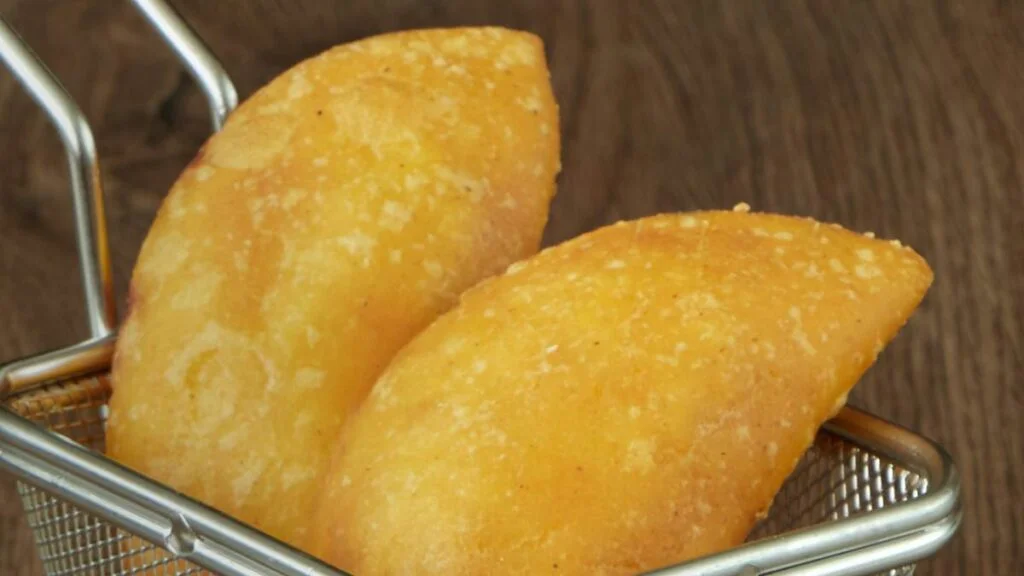 How to Preserve and Reheat Venezuelan Empanadas