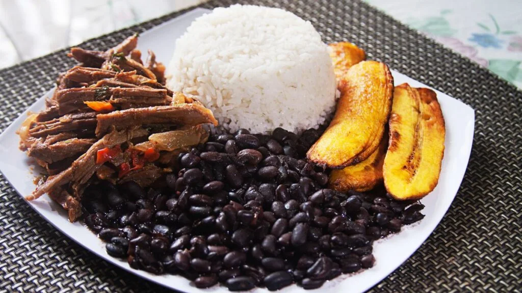 Venezuelan Gastronomy in the Diaspora