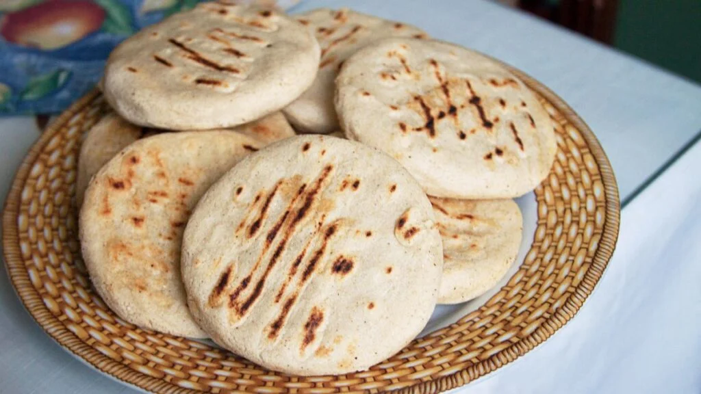 how to make the perfect dough for Venezuelan arepas
