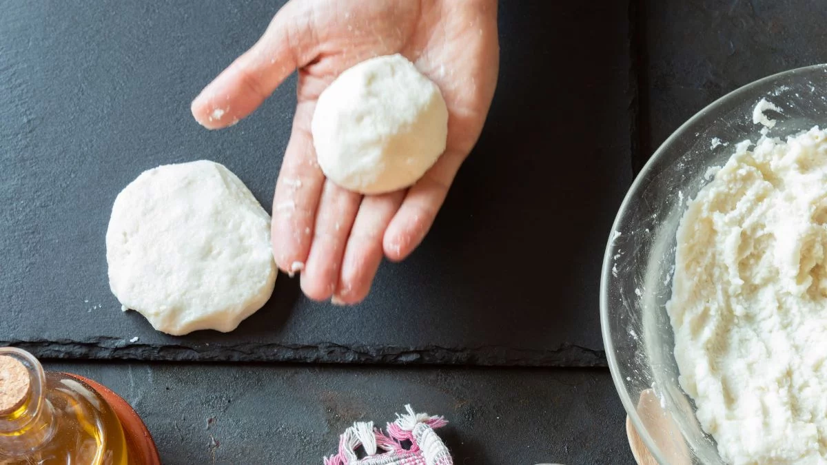 how to make the perfect dough for Venezuelan arepas